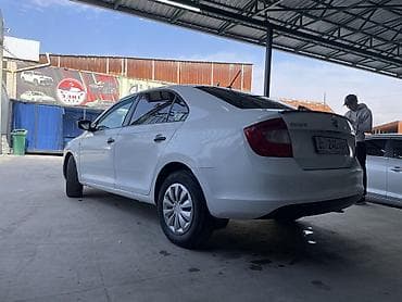 bmw 1: Skoda Rapid: 2016 г., 1.6 л, Механика, Бензин, Седан — 4