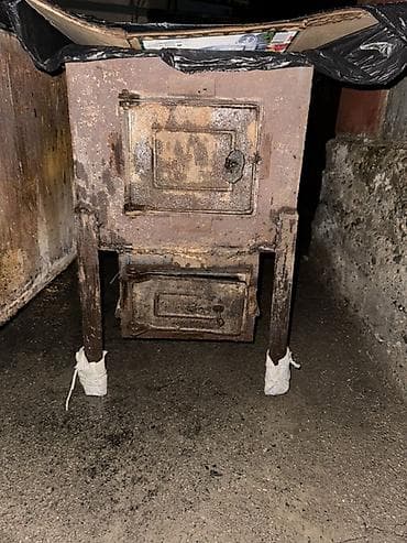 Печь-«буржуйка» на твердом топливе (дрова/уголь). - Материал — 1