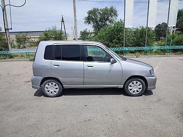 Nissan Cube: 1999 г., 1.3 л, Автомат, Бензин, Вэн/Минивэн — 5