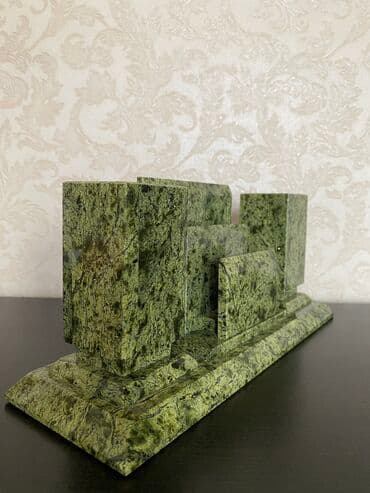 камни для аквариума: Органайзер выполнен из натурального камня змеевик. Стильные дополнение — 8