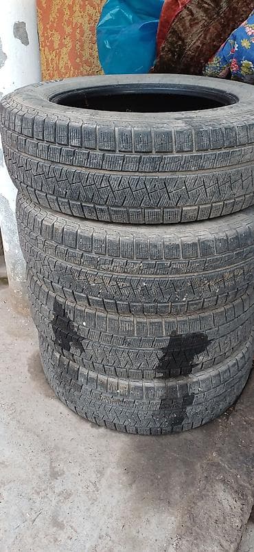 Шиналар: Шиналар 225 / 65 / R 17, Кыш, Колдонулган, Комплект, Жол тандабастар (АТ/МТ), Италия, Pirelli — 2