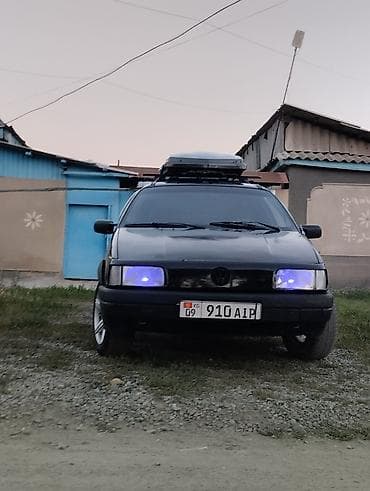 Volkswagen Passat Variant: 1989 г., Универсал