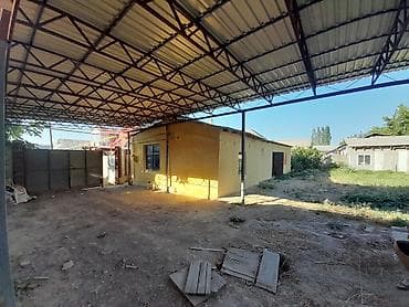 Сдается Дом в Ак-Орго, ул. Чамгарак Дом 3 ком, 2 спальни, 1 зал, 2 — 2