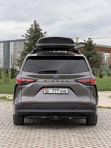 hyundai h 1: Toyota Sienna: 2021 г., Гибрид, Минивэн — 2