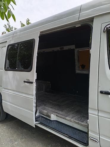 бишкек скутер: Mercedes-Benz Спринтер: 2003 г., 2.7 л, Кол менен иштөөчү, Дизель, Van — 4