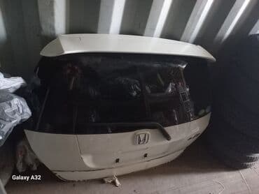 Задний спойлер Honda 2006 г., Б/у, Оригинал