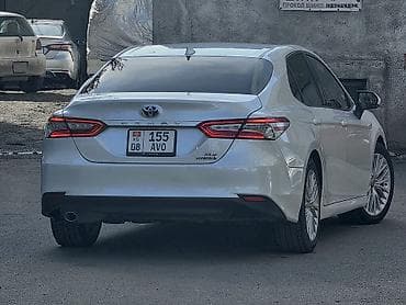 Унаа: Toyota Camry: 2018 г., 2.5 л, Автомат, Гибрид, Седан — 2