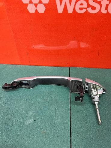 sonata: Передняя левая дверная ручка Дверная ручка Hyundai Б/у, Оригинал — 2