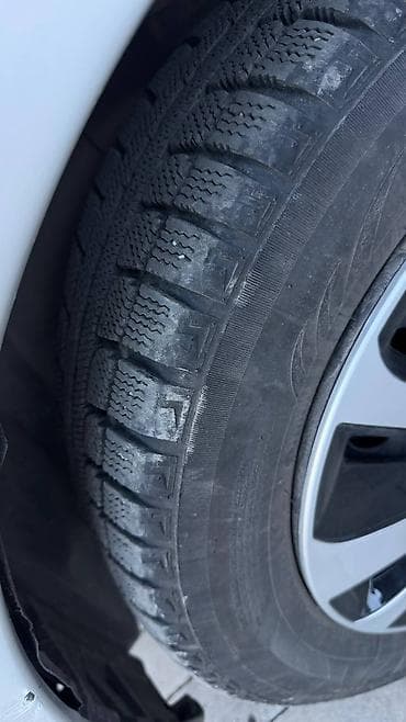 митсубиши спес стар: Toyota Ist: 2003 г., 1.3 л, Автомат, Бензин, Хэтчбэк — 3