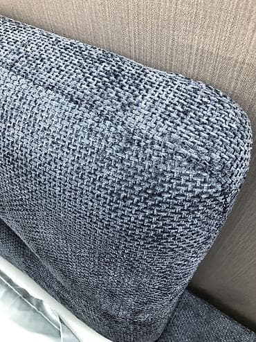 Кровати: Двуспальная кровать, С мягким изголовьем, длина - 200 см — 2