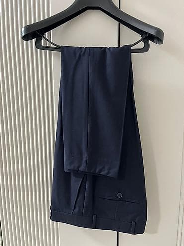 купить свитер мужской: Мужской костюм Monte Cavalli — темно‑синий, модель Slim Fit. Новый — 1