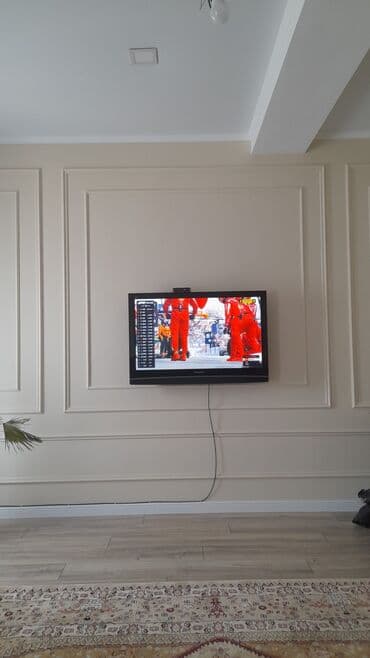 повесить телевизор на стену цена: Установки все виды телевизоров на стену любой сложности аккуратно и — 2