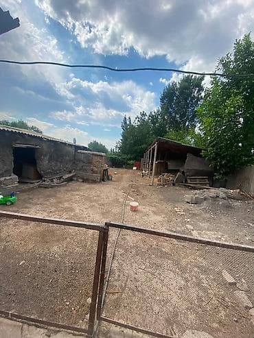 Кыймылсыз мүлк: Продается жилой дом участок 19 соток. Дом находиться на центральной — 4