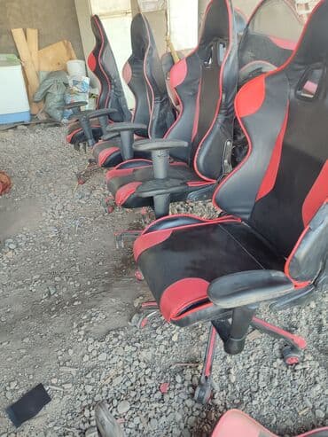 Офисное кресло, Б/у, С колесиками, цвет - Черный, Платная доставка, Самовывоз, Бесплатная доставка at lalafo.kg Офисное кресло, Б/у, С колесиками, цвет - Черный, Платная доставка, Самовывоз, Бесплатная доставка