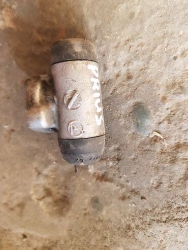 репетитор начальных классов на дому: Toyota Prius 20, тормозной цилиндр, Тоета приус 20, Тормозной — 1