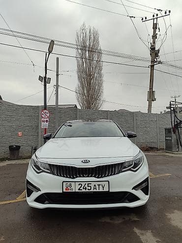 салон машины: Kia K5: 2019 г., 2 л, Автомат, Бензин, Седан — 2