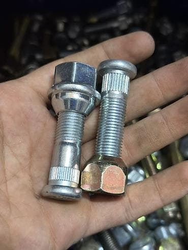 Крепежные элементы: Колёсные болты/шпильки для автомобилей - Тип: болт ступичный — 1
