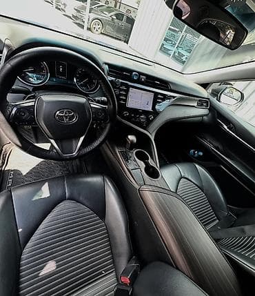 меняю на тойота ист: Toyota Camry: 2020 г., 2.5 л, Автомат, Бензин, Седан — 5