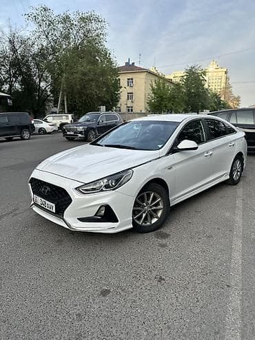mazda 2: Hyundai Sonata: 2019 г., 2 л, Автомат, Газ, Седан — 3