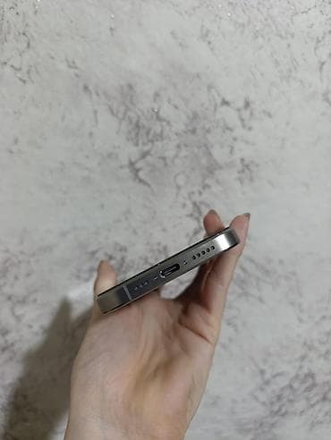 Tecno: IPhone 15 Pro, Б/у, 128 ГБ, Natural Titanium, Защитное стекло, Чехол, Коробка, 82 % — 2