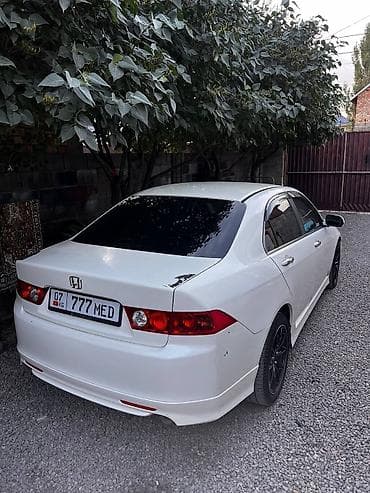 порог: Honda Accord: 2003 г., Бензин, Седан — 5