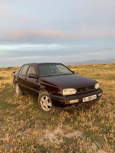 Унаа: Volkswagen Vento: 1995 г., 1.8 л, Кол менен иштөөчү, Седан — 1