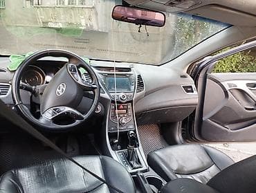 Продажа авто: Hyundai Elantra: 2014 г., 1.6 л, Автомат, Бензин, Седан — 3