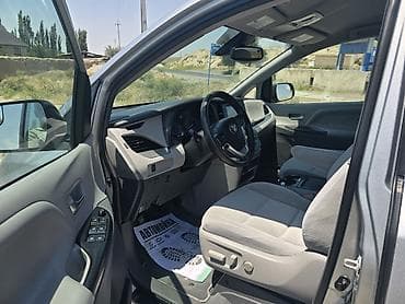 Продажа авто: Toyota Sienna: 2018 г., 3.5 л, Автомат, Бензин, Минивэн — 8