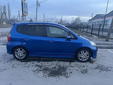 вариятор: Honda Jazz: 2007 г., 1.4 л, Вариатор, Бензин, Хэтчбэк — 3