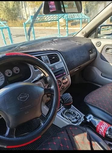 Nissan Primera: 2000 г., 2 л, Вариатор, Бензин, Универсал — 9