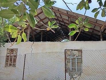 комнаты иссык: Уй сатылат Сулукту ш,Кирпичный,Боконбаев коч.25 — 4