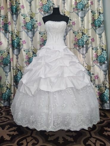 Свадебное платье, 2XL, С корсетом, Пышное, Б/у