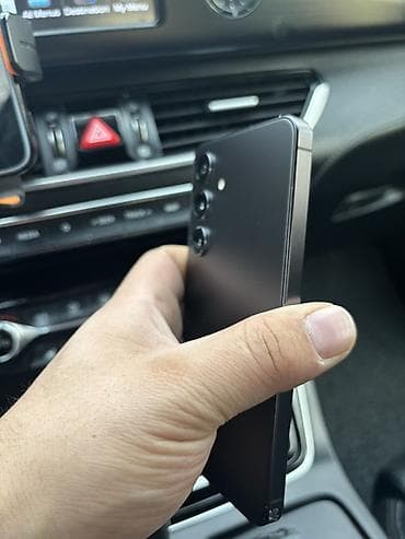 Samsung Galaxy S24, цвет - Черный, 2 SIM