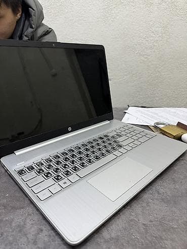 HP ноутбук 15" (серия Pavilion/15), серебристый корпус с at lalafo.kg HP ноутбук 15" (серия Pavilion/15), серебристый корпус с