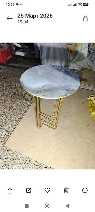 стол со стеклянной столешницей: Декоративные столики с каменной столешницей и металлическим каркасом — 2