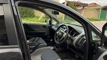 go park: Honda Fit: 2004 г., 1.3 л, Автомат, Бензин, Хэтчбэк — 6
