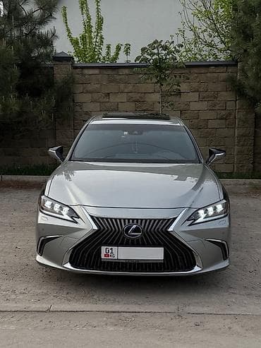Lexus ES: 2020 г., 2.5 л, Вариатор, Гибрид, Седан