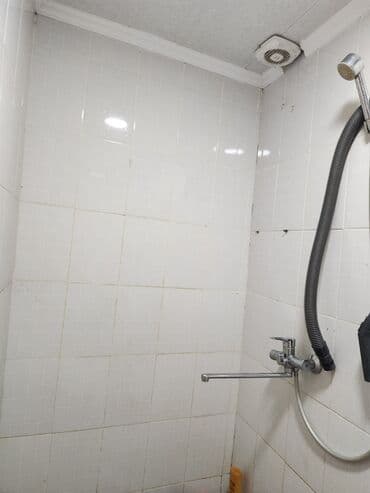 суточные квартиры каракол: 33 м², С мебелью — 3