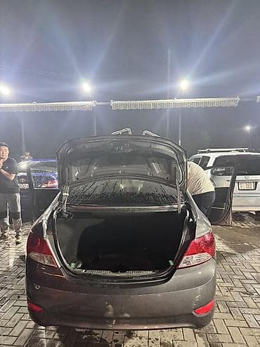 hyundai matrix: Hyundai Accent: 2013 г., 1.6 л, Автомат, Бензин, Седан — 1
