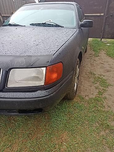 Audi: Audi 100: 1992 г., 2 л, Механика, Бензин, Седан — 4