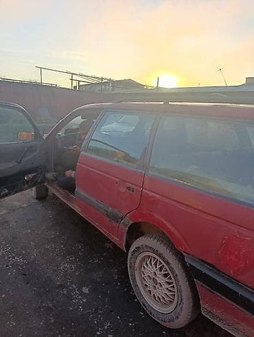 su 7: Volkswagen Passat: 1989 г., Универсал — 2