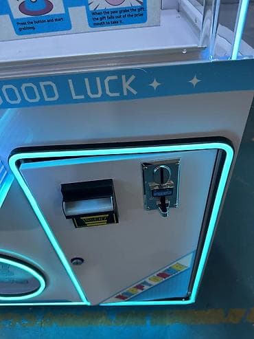 скупка музыкального оборудования: Игровой автомат “кран-машина” (claw machine) HAPPY GAME с неоновой — 2