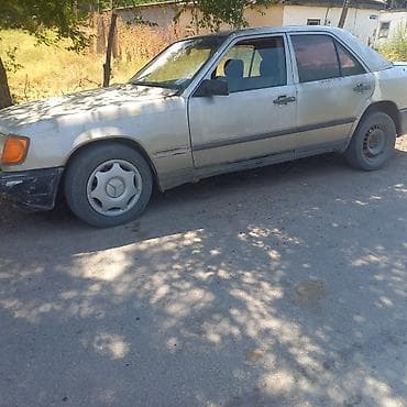 124 мер: Mercedes-Benz W124: 1988 г., 2.3 л, Механика, Бензин, Седан — 4