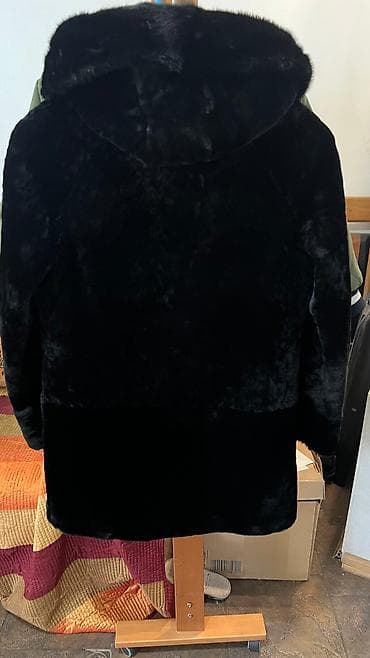 полушубок: Шуба, По колено, Made in KG, С капюшоном, 3XL — 4