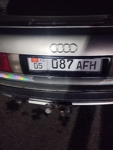 Audi 80: 1992 г., Седан