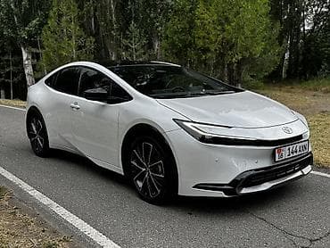 wuling mini ev: Toyota Prius: 2024 г., 2 л, Робот, Гибрид, Хэтчбэк — 4