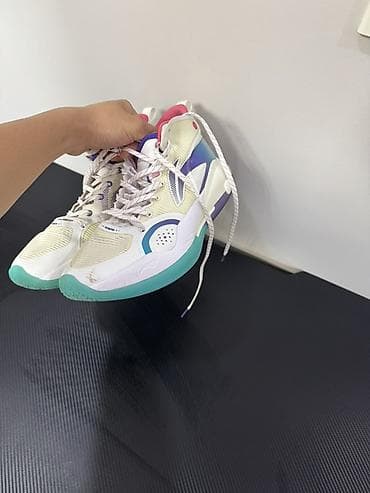 баскетбольные кроссовки: Мужские кроссовки, 41.5, 42, Б/у, цвет - Белый, Самовывоз, Платная доставка — 4