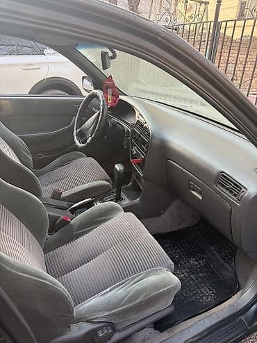 corolla spacio: Toyota Camry: 1993 г., 2.2 л, Автомат, Бензин, Седан — 5