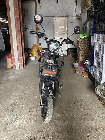 Кумурска мотороллер: Электрический скутер BONVI Описание: - Городской электроскутер — 2