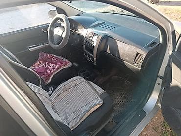автомобил гетс: Hyundai Getz: 2004 г., Бензин, Хэтчбэк — 4